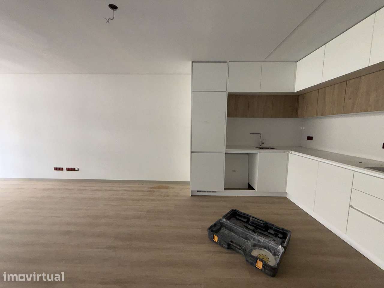 Apartamento T2 à venda em Avenida Dom João II /El Corte Inglês - Grande imagem: 3/15