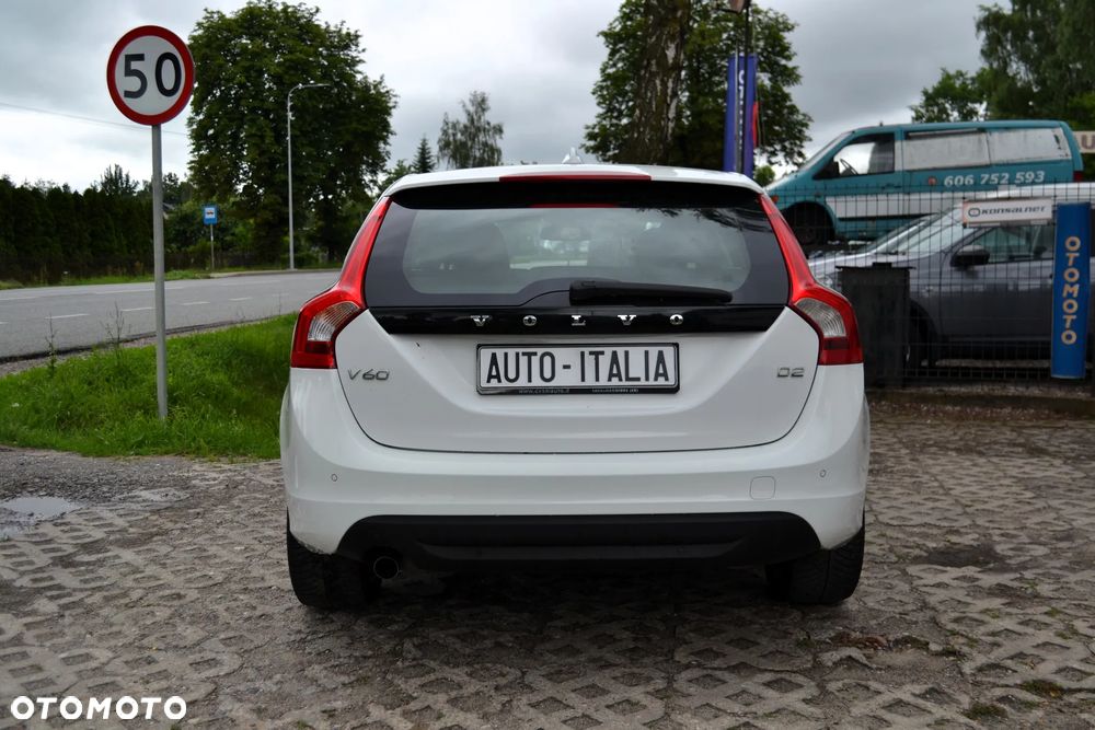 Volvo V60 DRIVe Momentum - 6