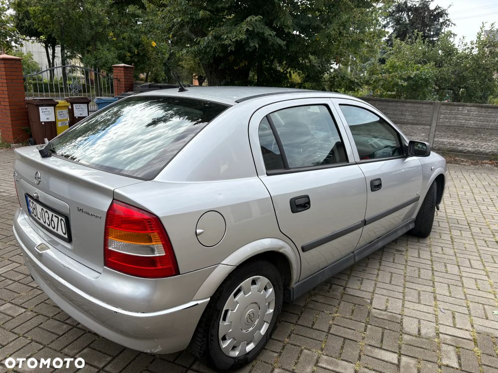 Opel Astra II 1.4 Start - 4
