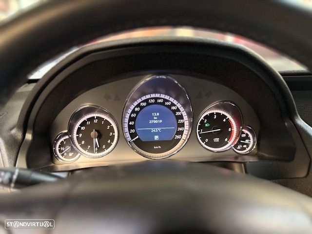 Mercedes-Benz E 250 CDi Avantgarde BlueEfficiency - 17