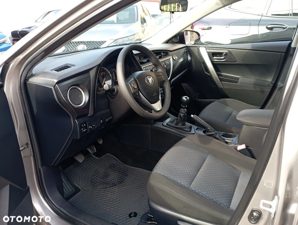 Toyota Auris 1.33 VVT-i Life Comfort - 7