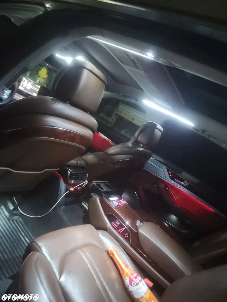 Audi A8 - 27