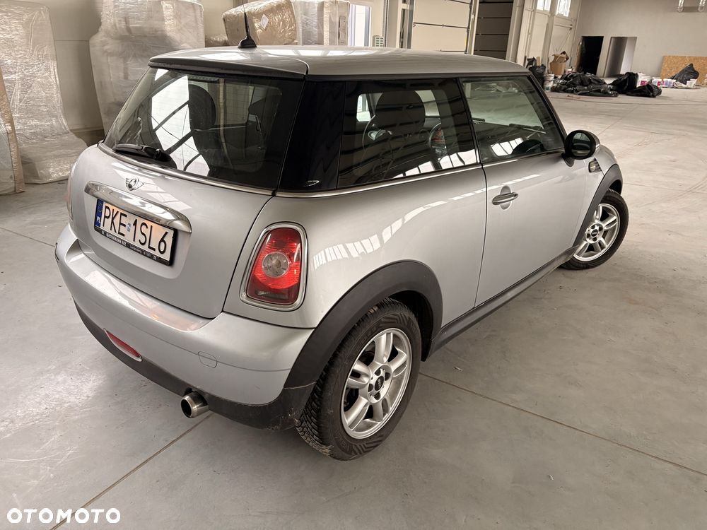 MINI ONE - 7
