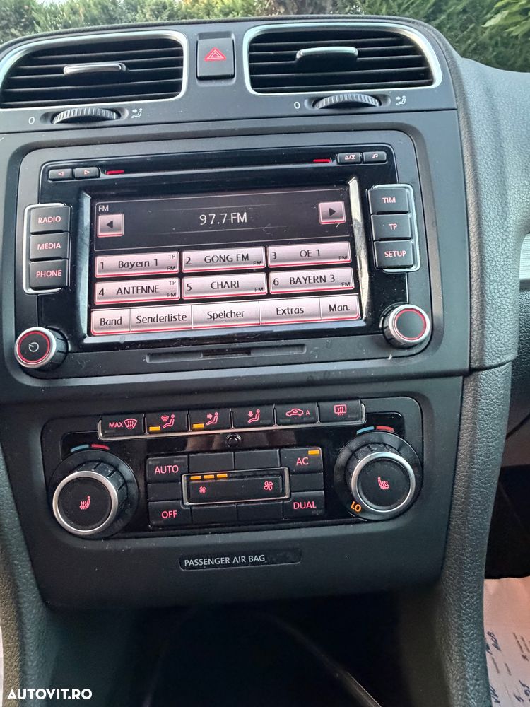 Volkswagen Golf 2.0 TDI DPF Sportline - 17