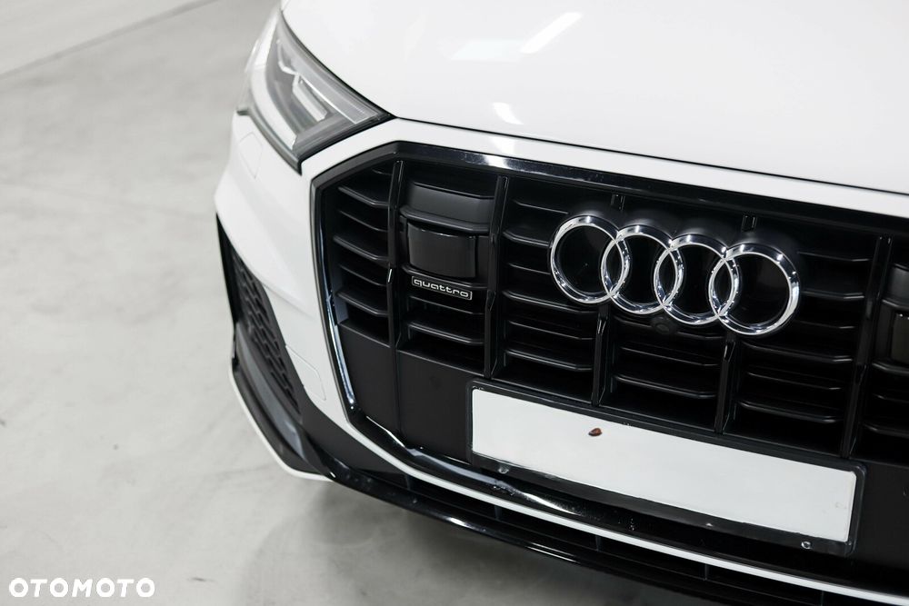 Audi Q7 - 9