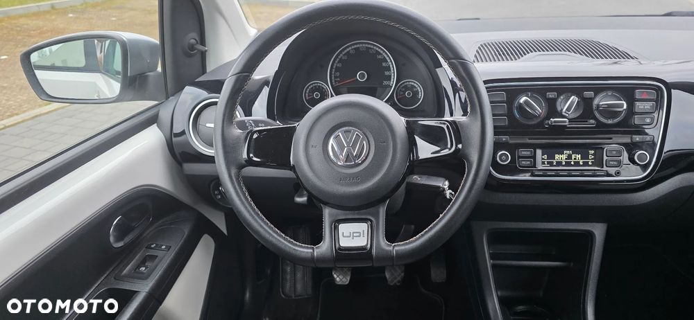 Volkswagen up! cheer - 31