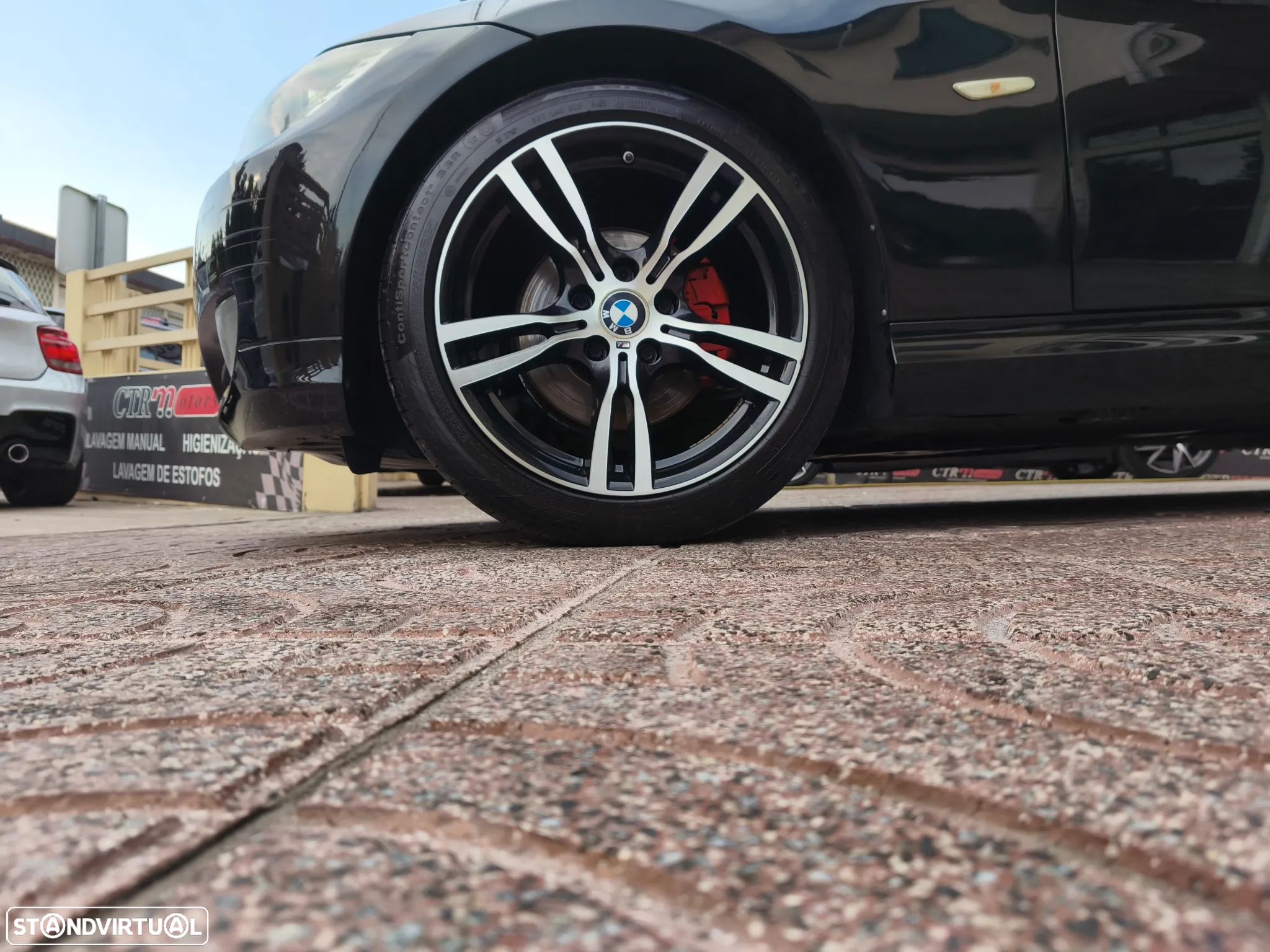 BMW 318 d Navigation - 1