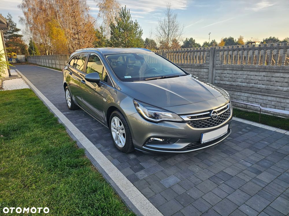 Opel Astra 1.6 CDTI Dynamic - 2