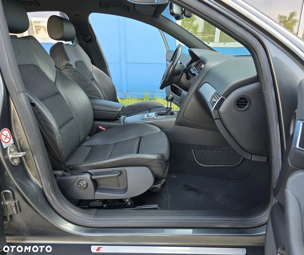 Audi A6 Limousine 2.4 - 15