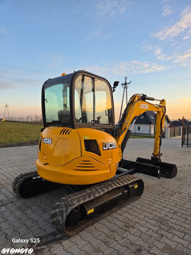 JCB 8035 - 3