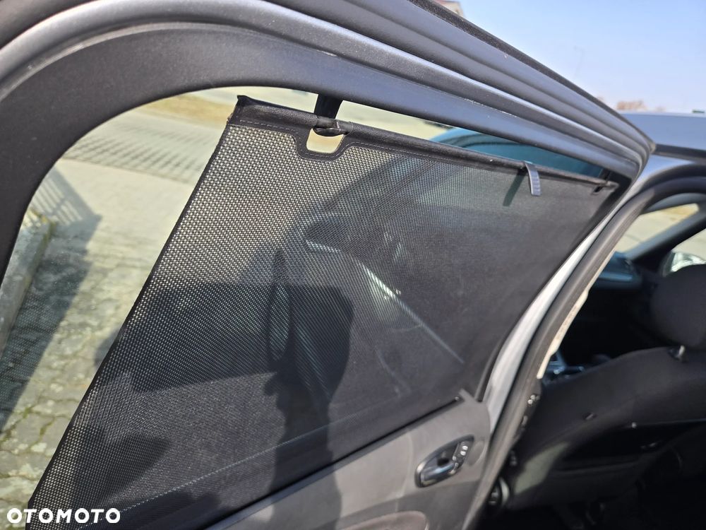 Ford Galaxy 2.0 Concept - 11