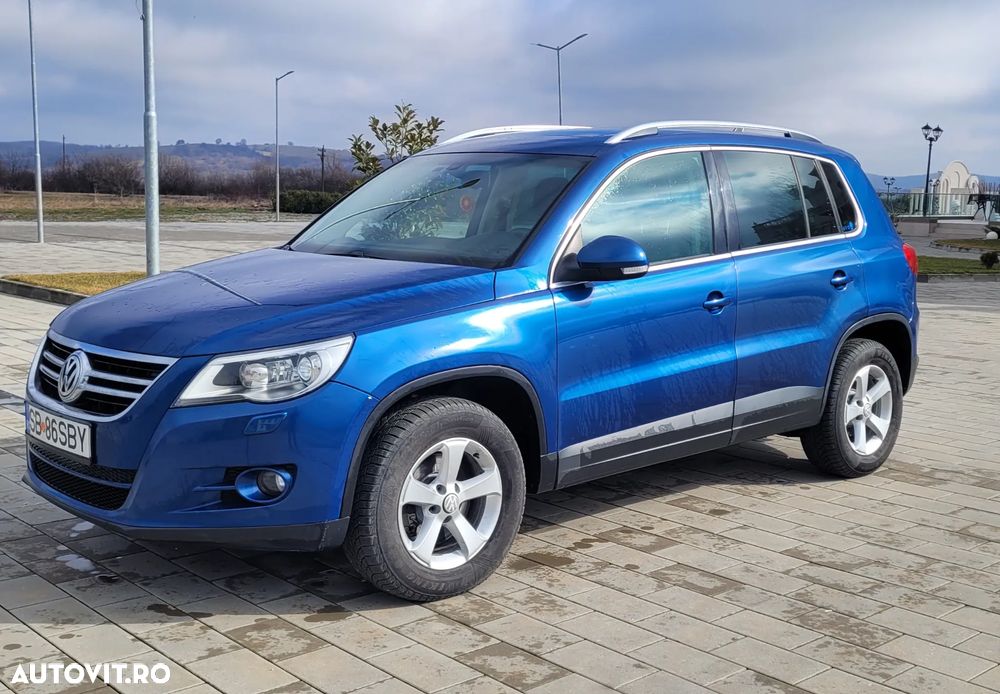 Volkswagen Tiguan 2.0 TDI DPF 4Motion Track & Avenue - 8