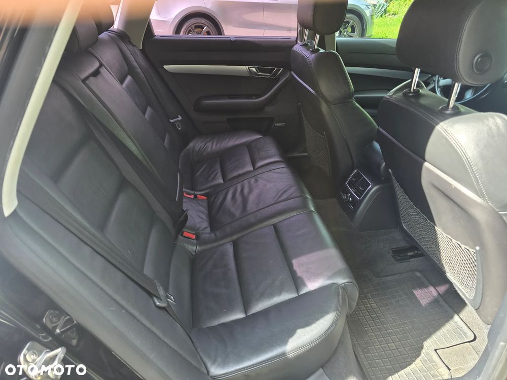 Audi A6 Avant 2.7 TDI DPF quattro tiptronic - 13