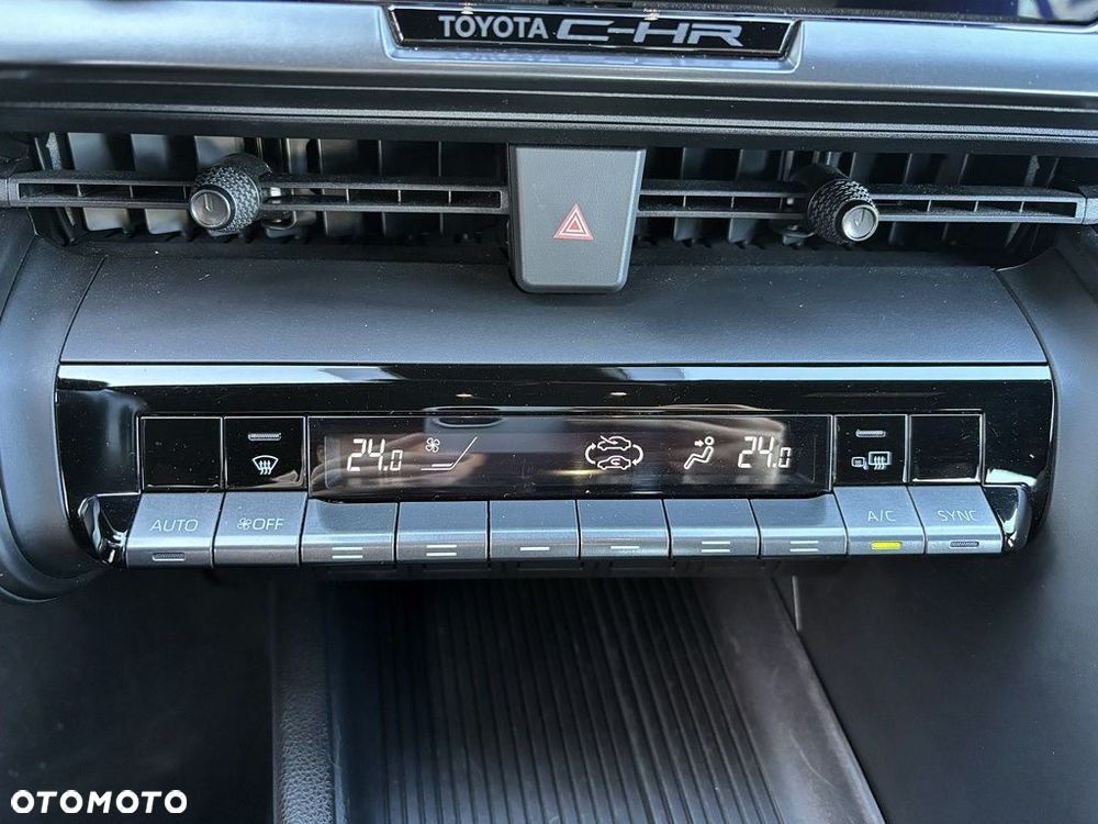 Toyota C-HR - 24