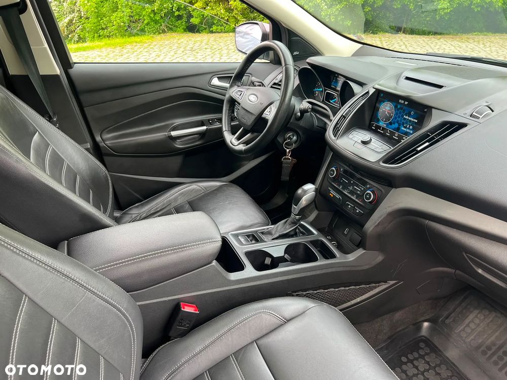 Ford Escape - 32