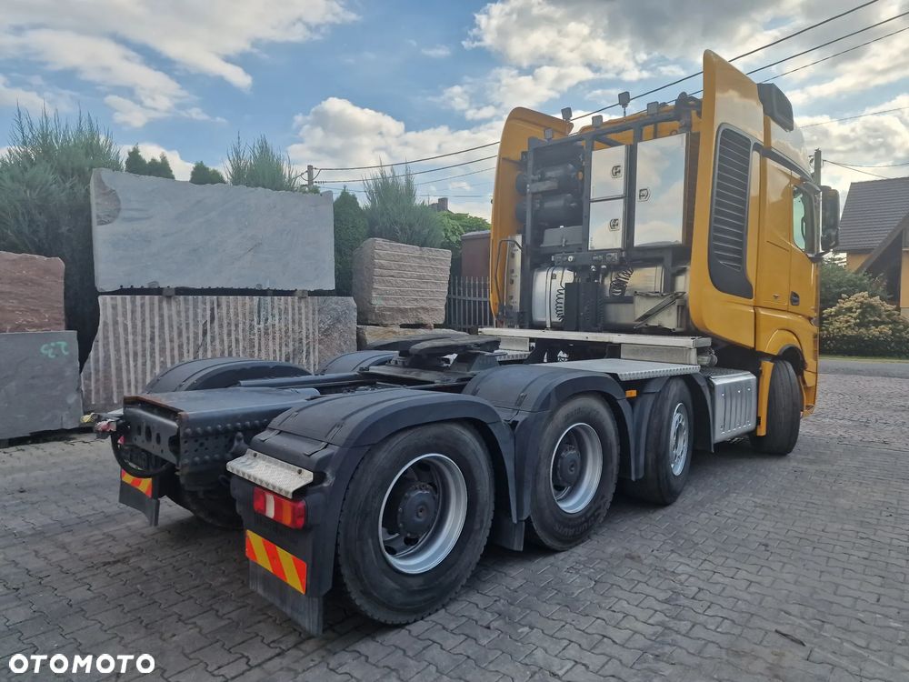 Mercedes-Benz Actros - 6