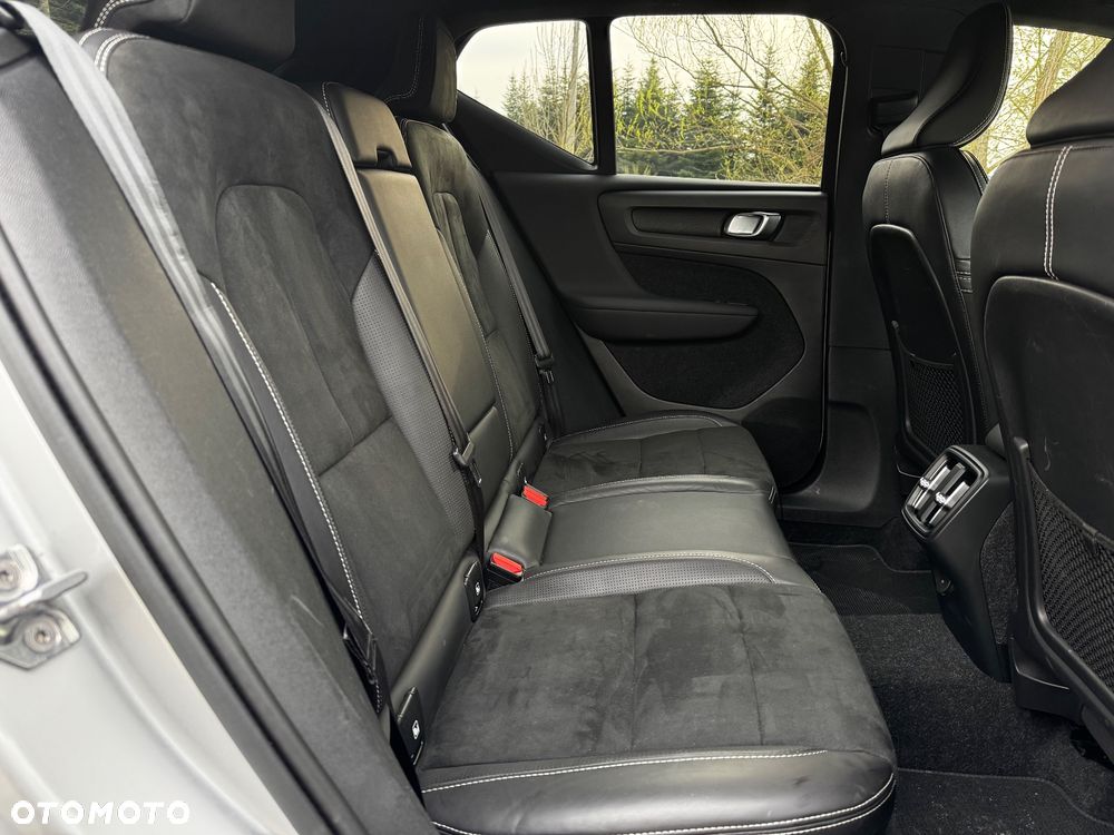 Volvo XC 40 D3 SCR R-Design - 6