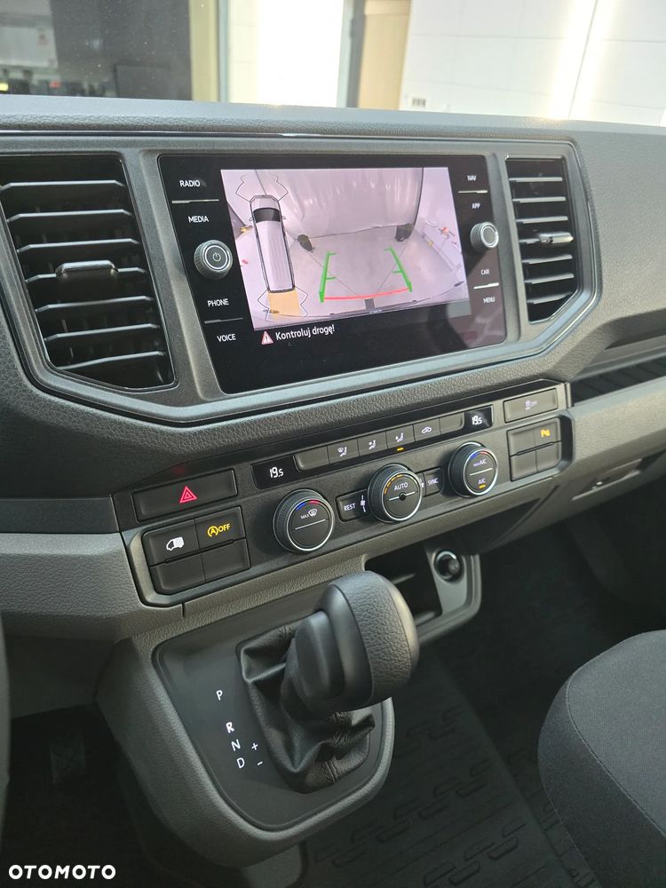 Volkswagen CRAFTER 4 MOTION AUTOMAT-8 Bie TDI 177KM Długi 7-OSOBOWY BOGATA OPCJA WYPOSAŻENIA NAVI KAMERA COFANIA FUL LED LAKIER METALIZOWANY FOTEL KIEROWCY PNEŁMATYCZNY Z MASAZEM SALON PL STAN NOWY NOWY NOWY - 28
