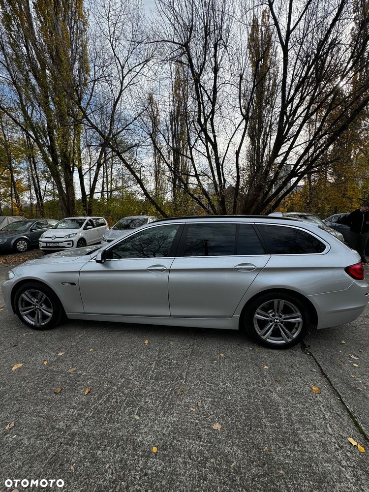 BMW Seria 5 525d xDrive Touring Sport-Aut Luxury Line - 4