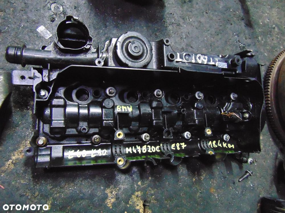 Pokrywa zaworów BMW n47b20C E90 E87 E60 - 4