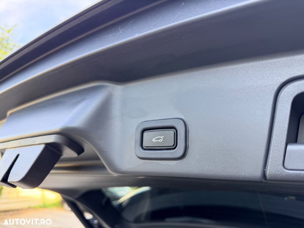 Land Rover Range Rover Evoque - 23