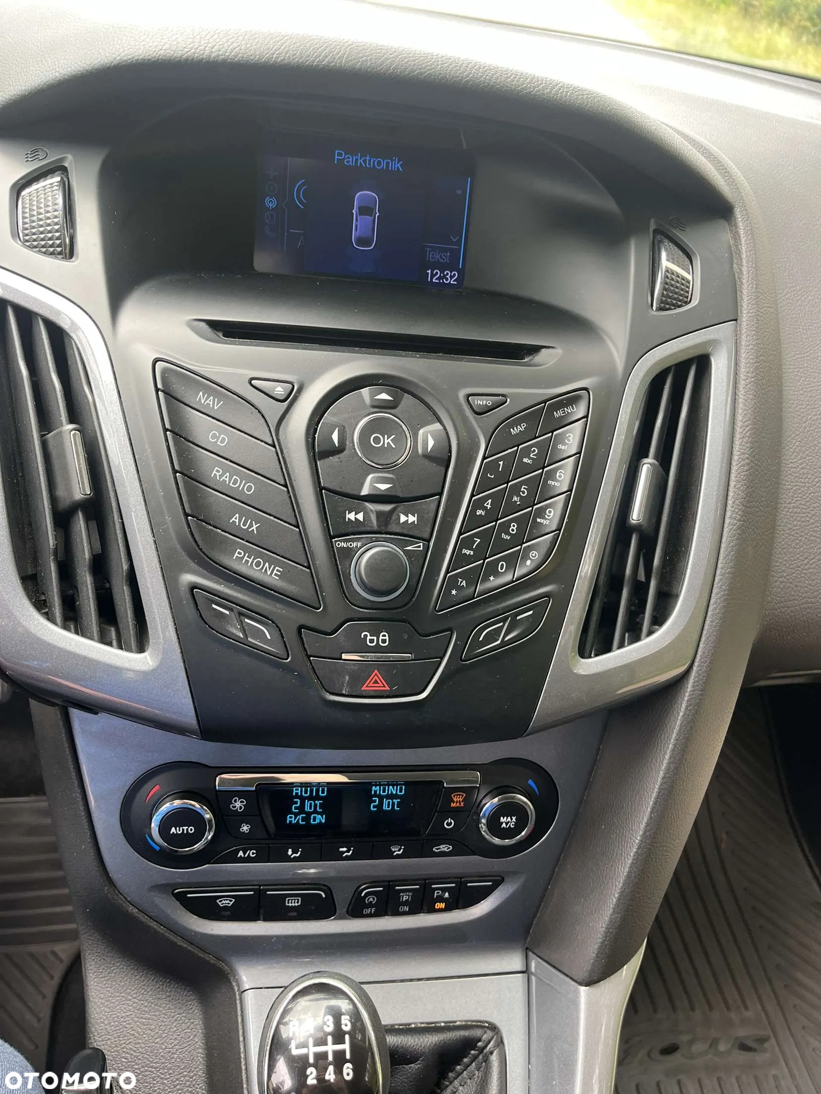 Ford Focus 1.6 EcoBoost Titanium - 10