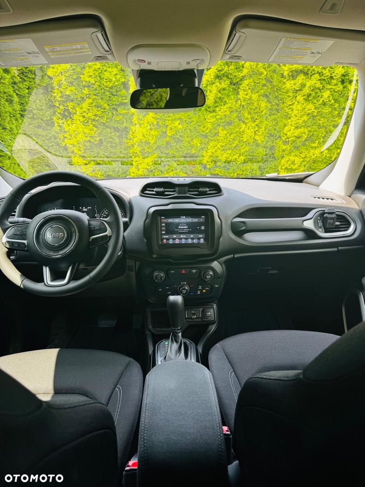 Jeep Renegade - 18