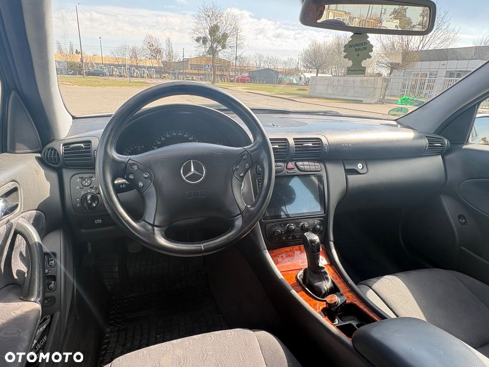 Mercedes-Benz Klasa C 180 T Kompressor Classic - 10