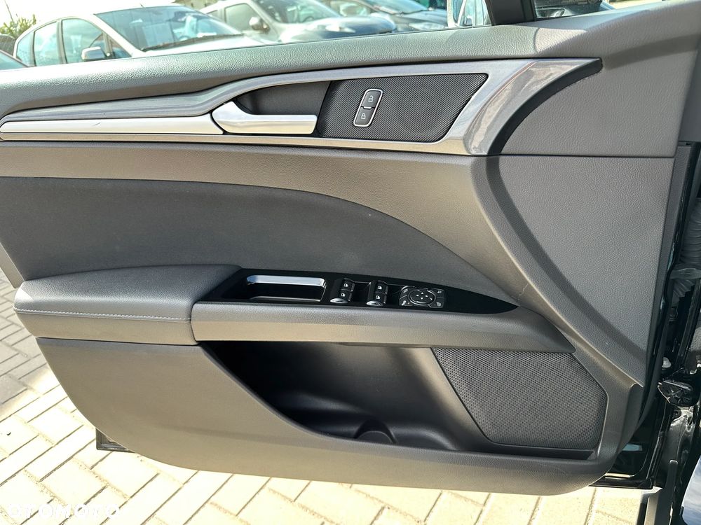 Ford Mondeo - 19