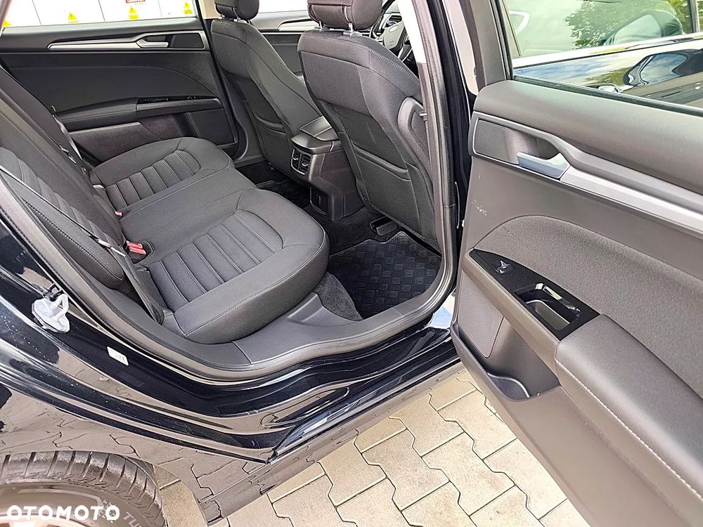 Ford Mondeo - 20