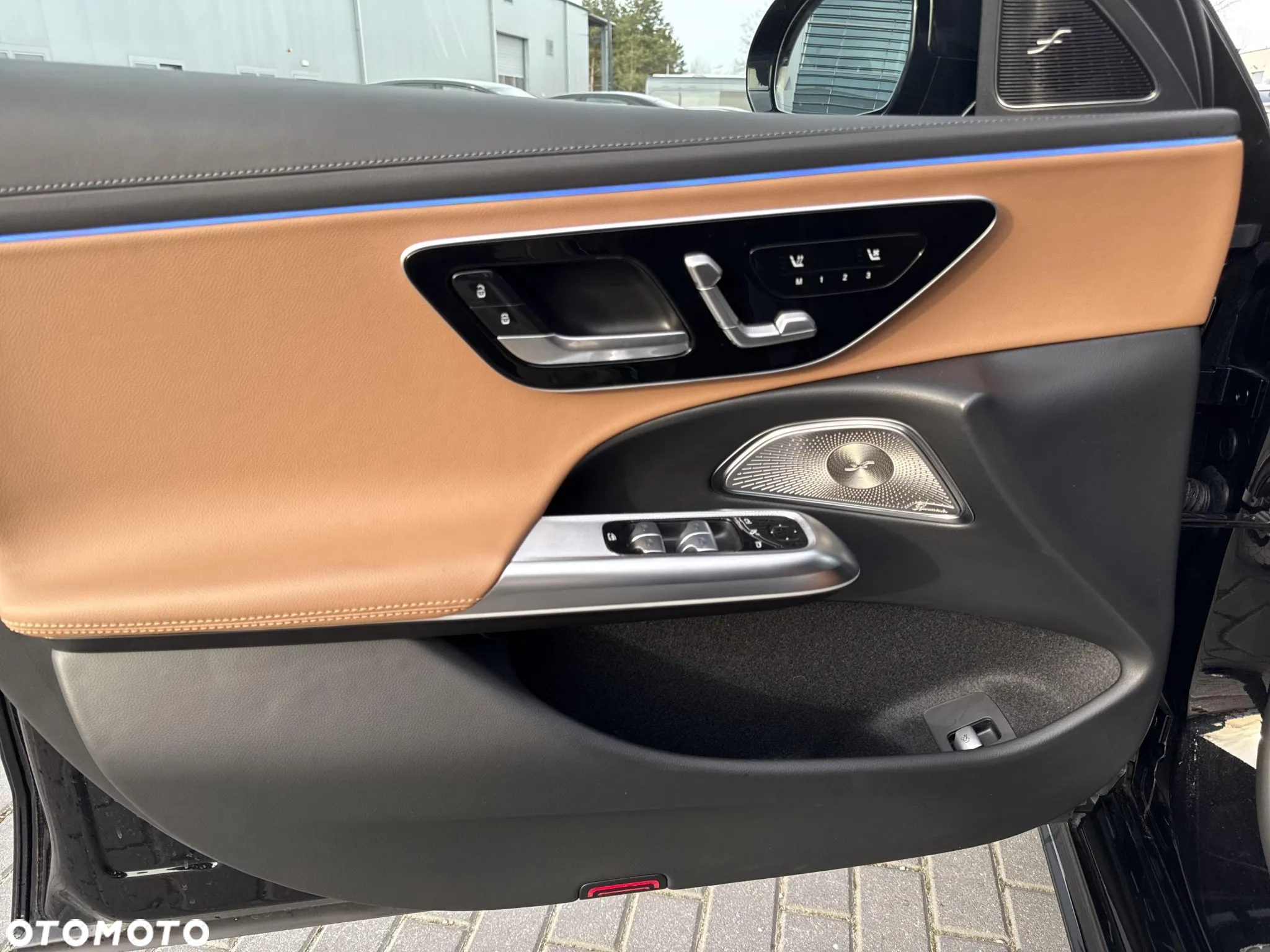 Mercedes-Benz Klasa E 220 d 4Matic 9G-TRONIC - 11
