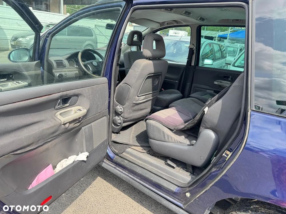 Volkswagen Sharan 2003 poj. 1.9 TDI kod silnika ASZ kod skrzyni FUKS kod lakieru ED5Q - 7