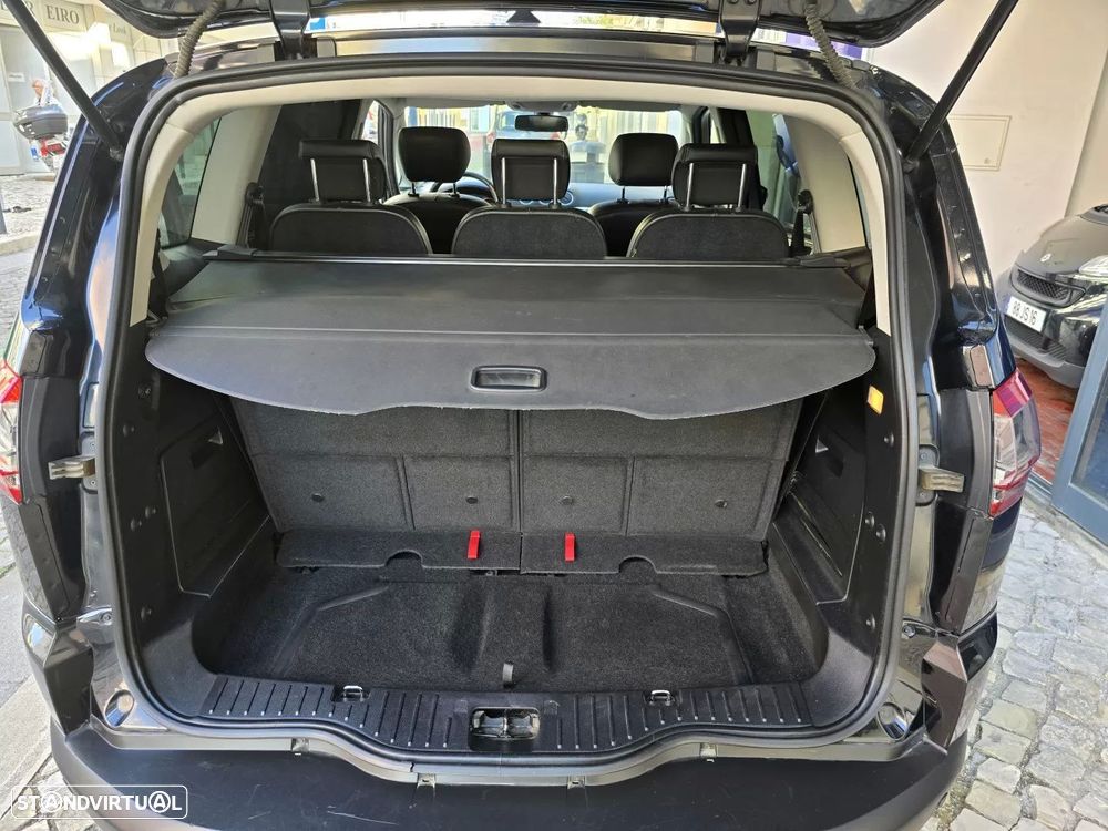 Ford S-Max 2.0 TDCi Titanium Busine. 7L Aut. - 13