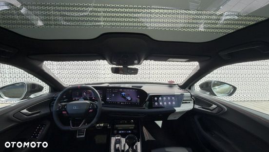 Audi RS5 Avant - 12