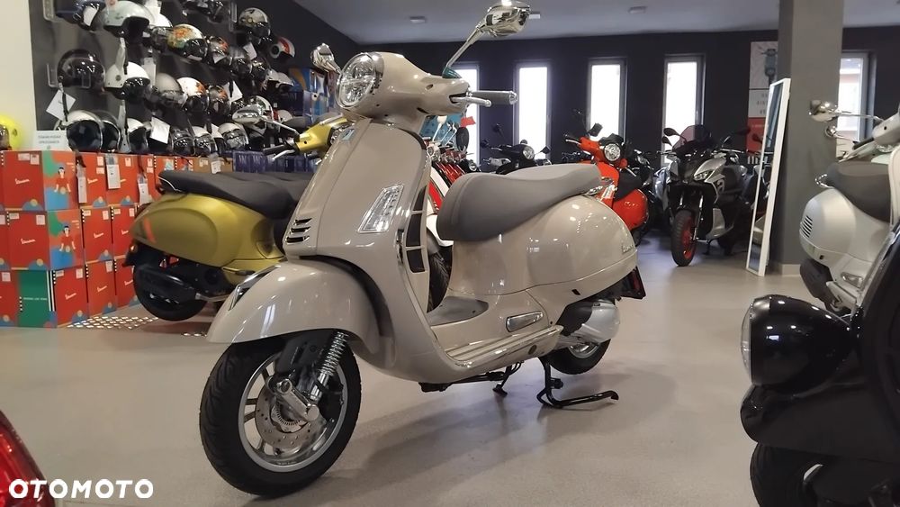 Vespa GTS - 4