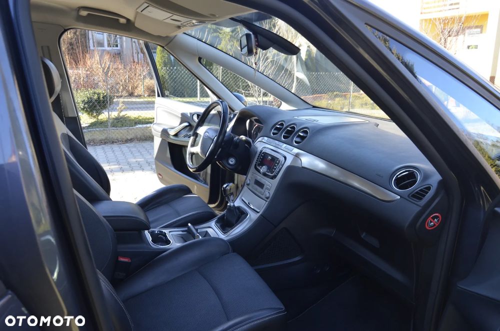 Ford S-Max 2.0 TDCi Titanium - 13