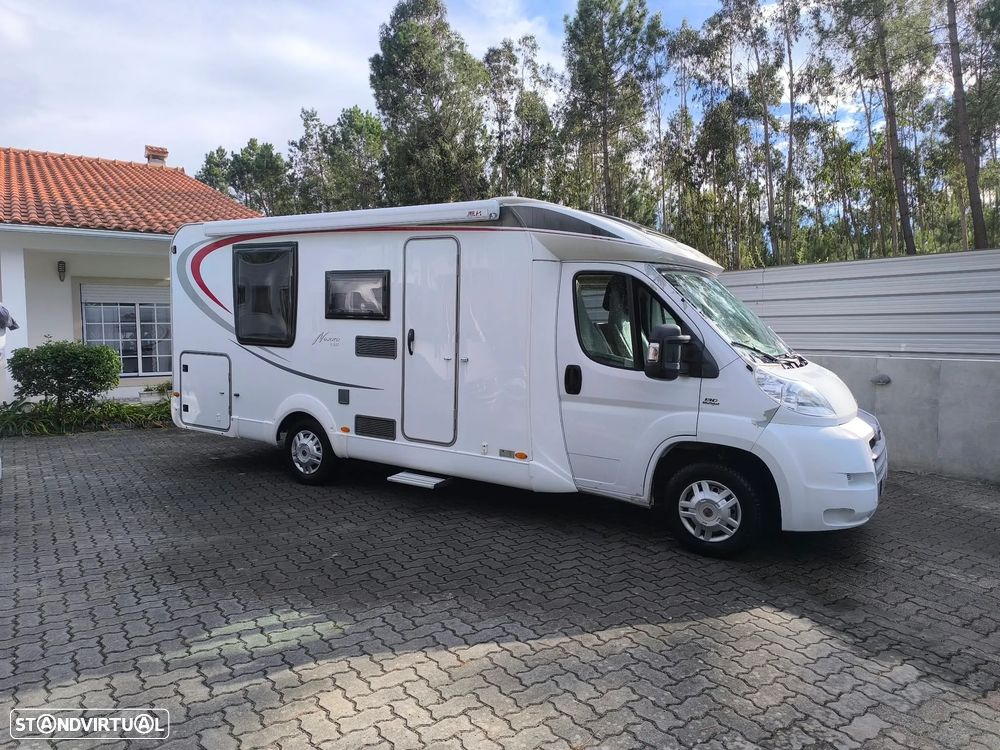 Burstner Nexxo Cama central apenas 6.8M - 3
