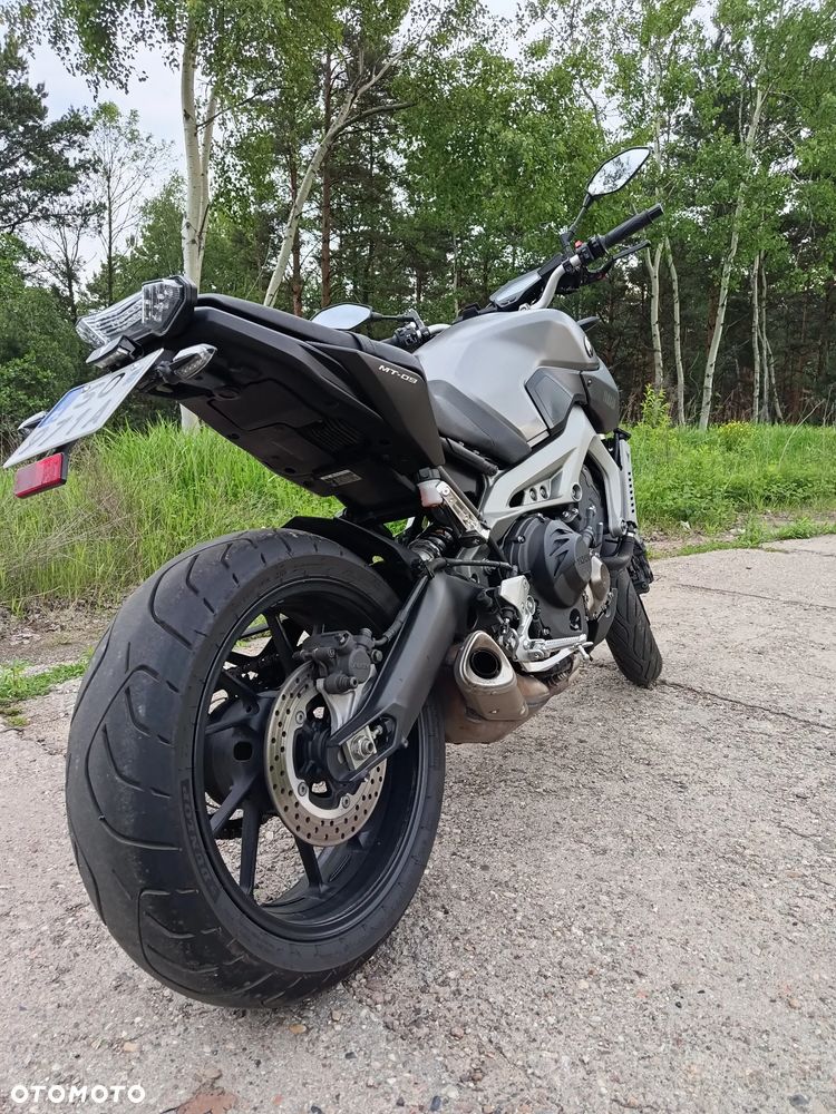 Yamaha MT - 8