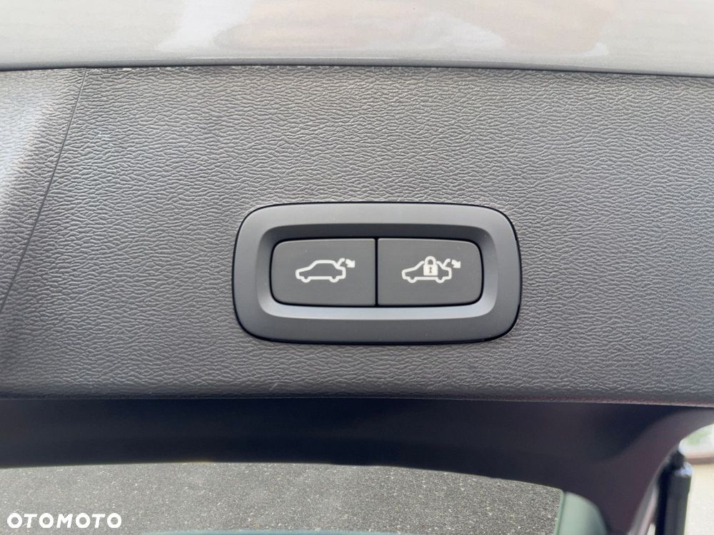 Volvo XC 40 - 26