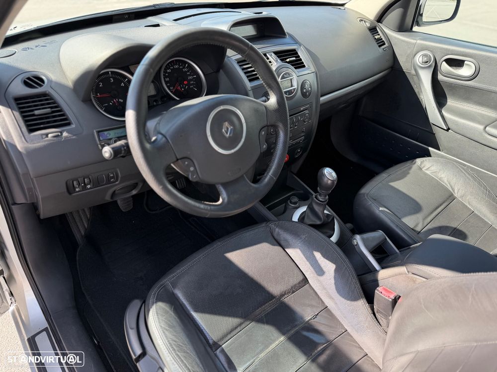 Renault Mégane 1.5 dCi Dynamique Luxe - 5