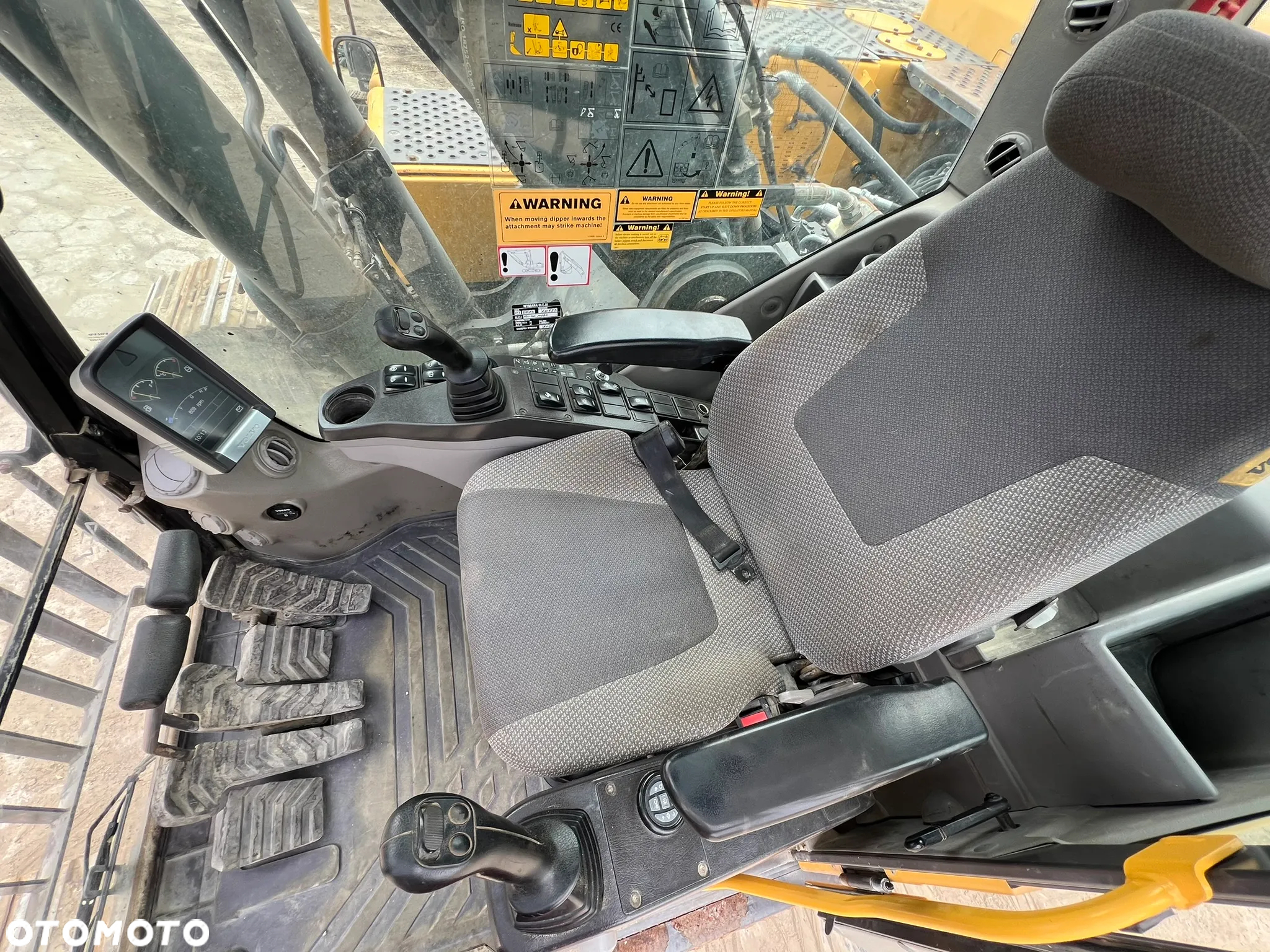 Volvo EC250 DL - 11