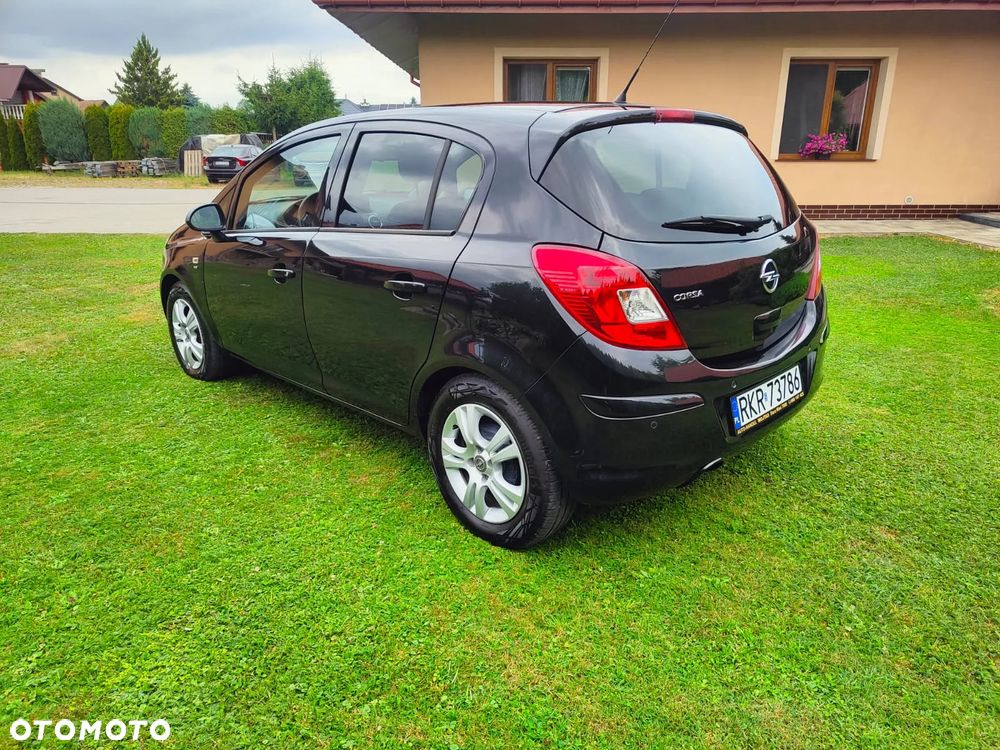 Opel Corsa 1.4 16V Energy - 13