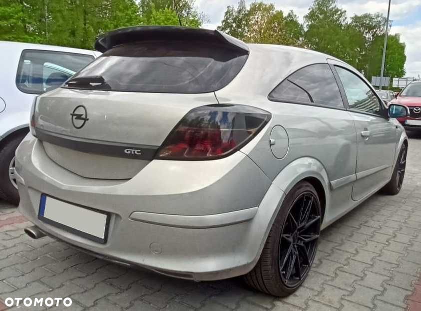 spoiler lotka daszek opel astra h gtc ver 3 tfb tuning - 6