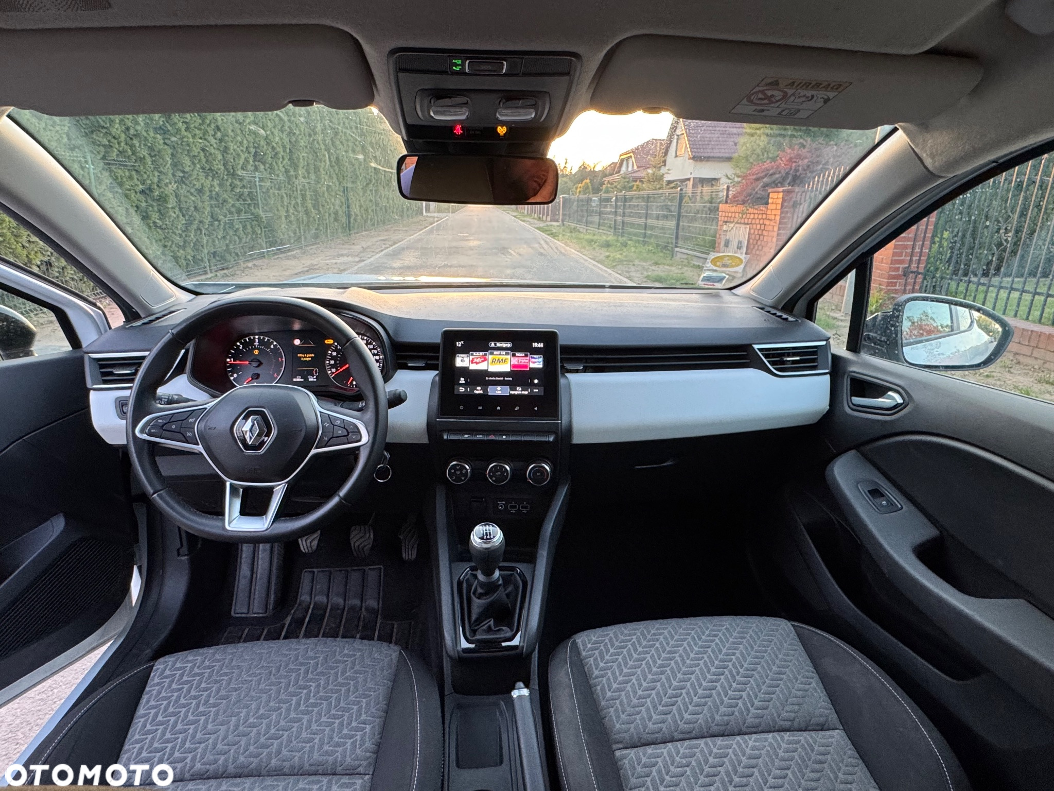 Renault Clio BLUE dCi 100 EVOLUTION - 15