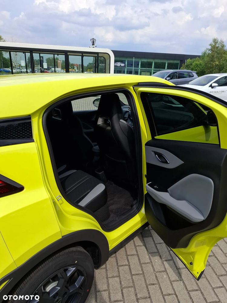 BYD Dolphin Surf 43.2kWh Comfort - 9