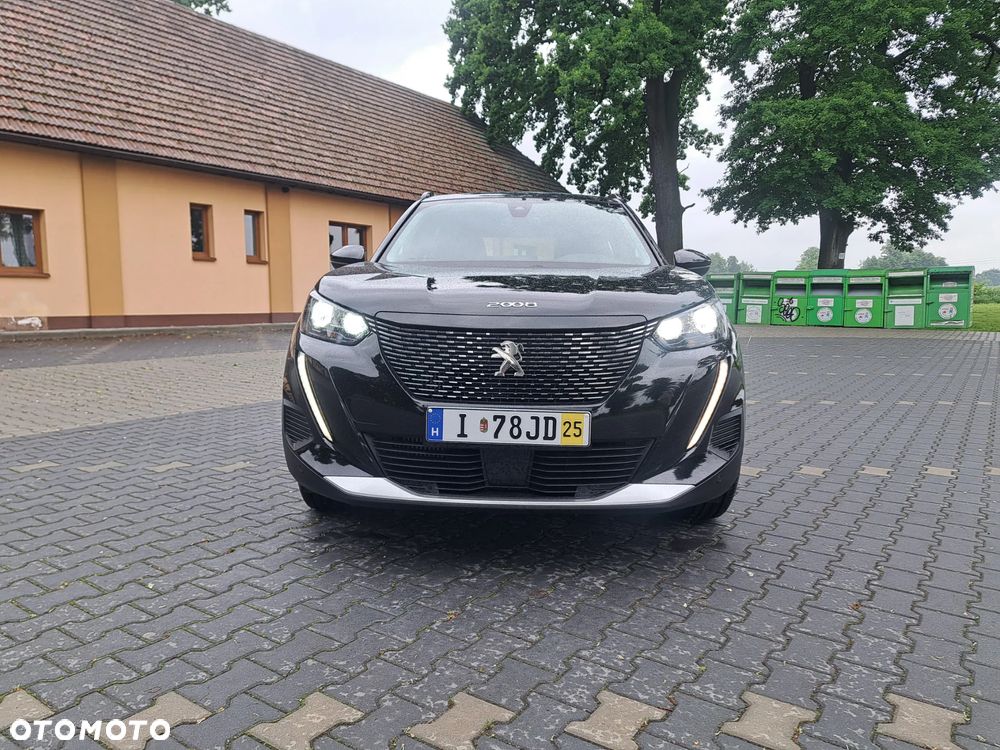 Peugeot 2008 1.2 Pure Tech GPF Active S&S - 11