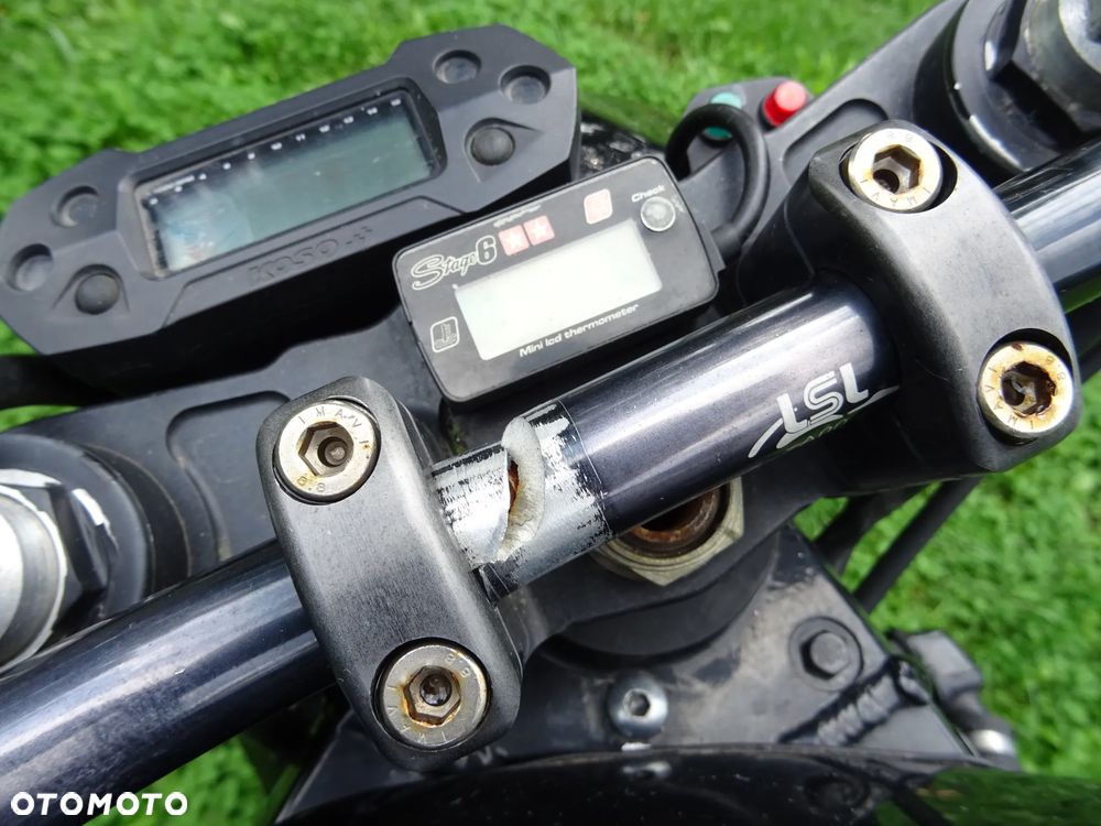 Suzuki GSX-R - 35
