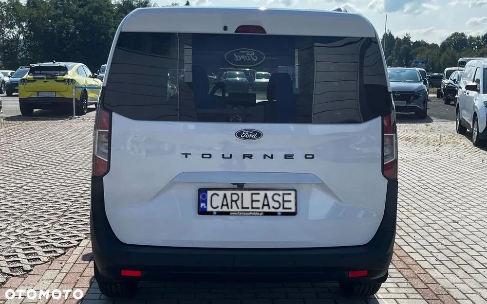 Ford Tourneo Courier 1.0 EcoBoost Titanium - 10