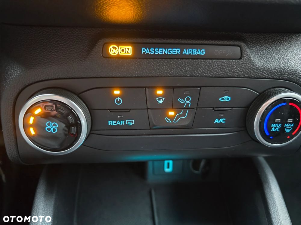 Ford Focus 1.0 EcoBoost ST-Line - 14