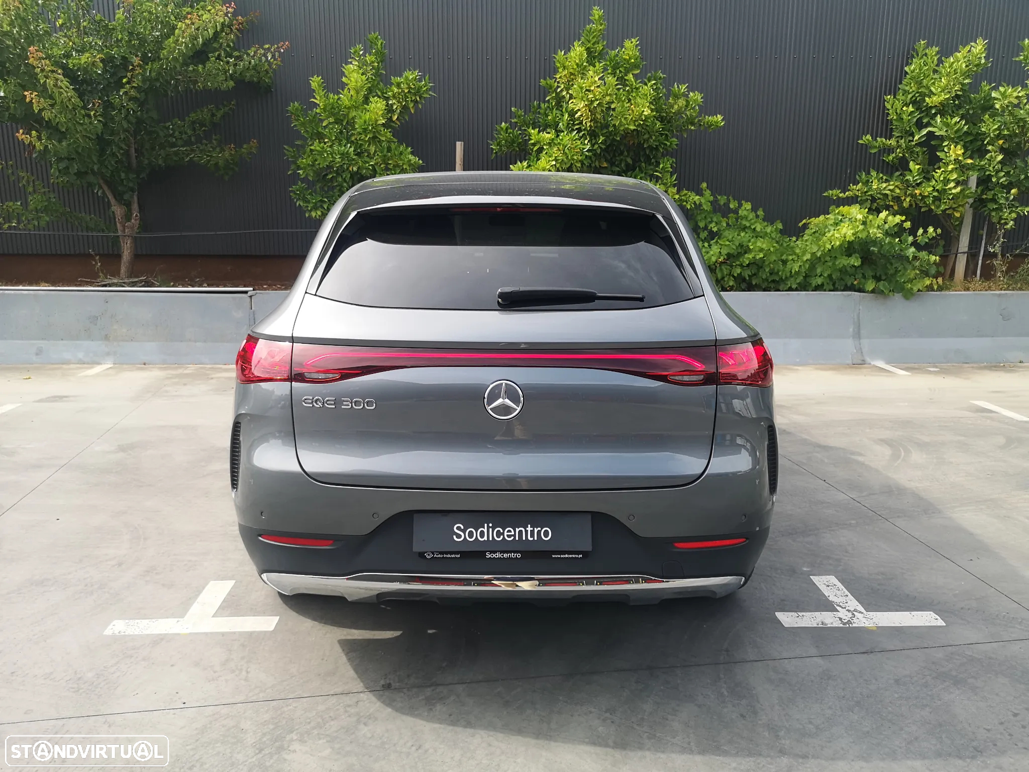 Mercedes-Benz EQE SUV 300 Edition - 7